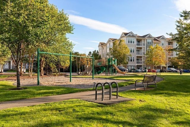 23 Augustus Court 2004, Reading, MA 01867
