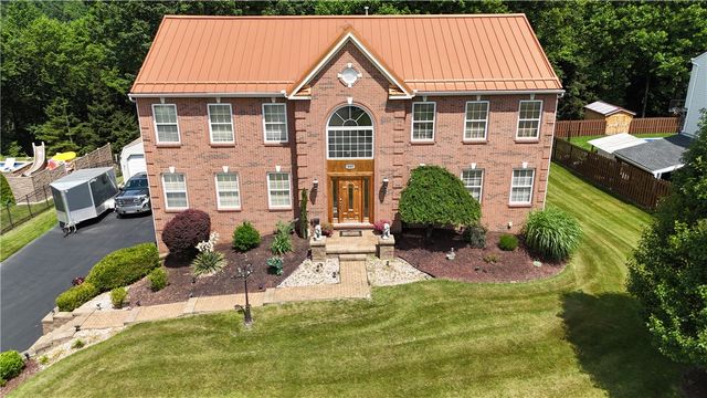 440 Chapeldale Dr, Upper Burrell, PA 15613