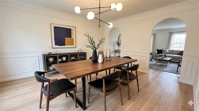 440 Chapeldale Dr, Upper Burrell, PA 15613