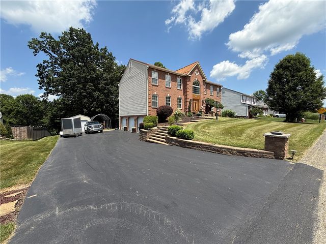 440 Chapeldale Dr, Upper Burrell, PA 15613