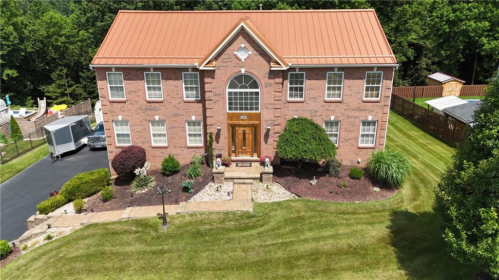 440 Chapeldale Dr, Upper Burrell, PA 15613