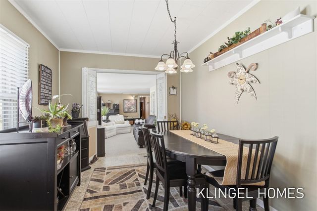 16527 Lakeview Street, Spring Lake, MI 49456