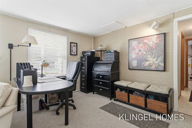 16527 Lakeview Street, Spring Lake, MI 49456