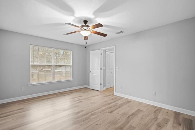 218 Guyett Avenue, Hinesville, GA 31313