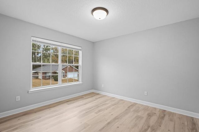 218 Guyett Avenue, Hinesville, GA 31313
