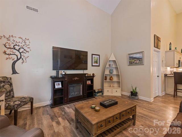 7 Bage Street, Waynesville, NC 28786