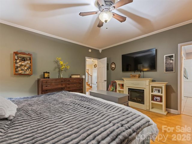 7 Bage Street, Waynesville, NC 28786