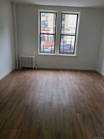 1309 Seneca Avenue, Bronx, NY 10474