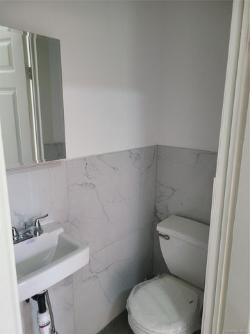 1309 Seneca Avenue, Bronx, NY 10474