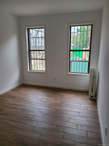 1309 Seneca Avenue, Bronx, NY 10474