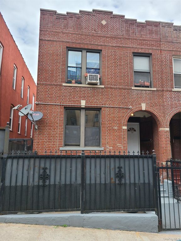 1309 Seneca Avenue, Bronx, NY 10474 — exterior