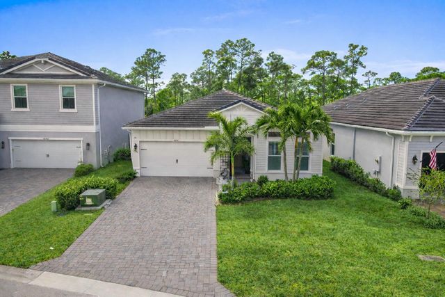 4630 SW Ardsley Drive, Stuart, FL 34997