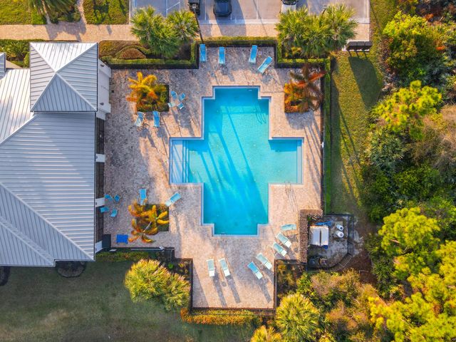 4630 SW Ardsley Drive, Stuart, FL 34997