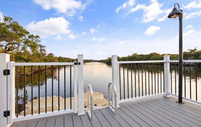 4630 SW Ardsley Drive, Stuart, FL 34997