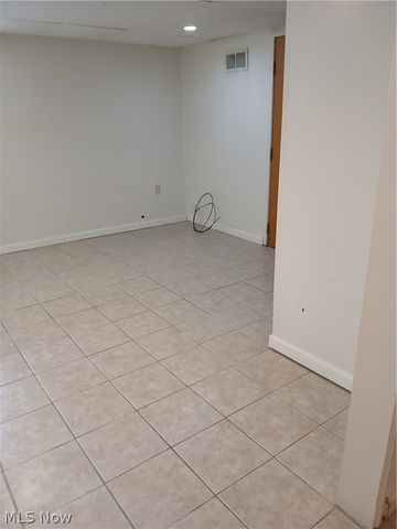 4313 Prasse Road, South Euclid, OH 44121