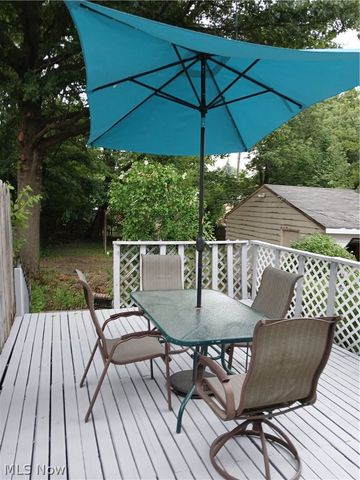 4313 Prasse Road, South Euclid, OH 44121