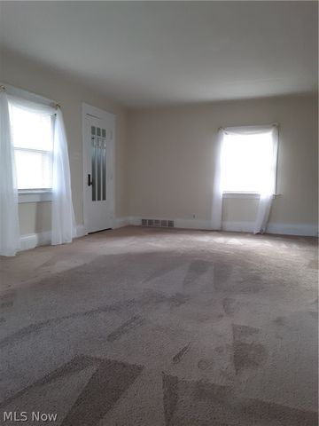 4313 Prasse Road, South Euclid, OH 44121