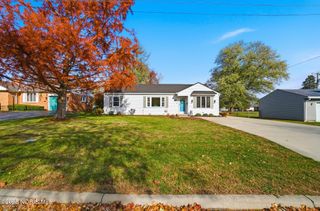 242 E Yates Avenue, Findlay, OH 45840