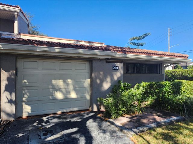 201 Dunwoody Lane 17-87, Hollywood, FL 33021