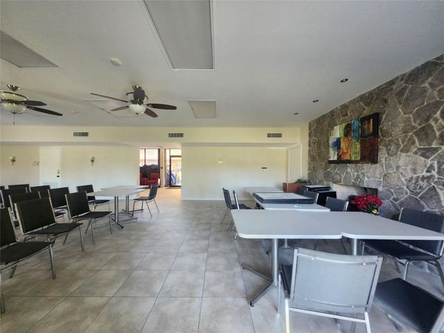 201 Dunwoody Lane 17-87, Hollywood, FL 33021