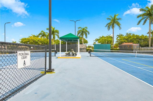 3061 SW 189th Ter, Miramar, FL 33029
