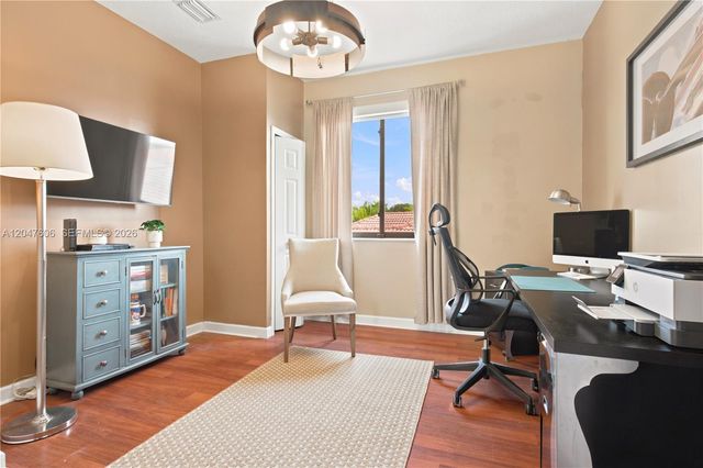 3061 SW 189th Ter, Miramar, FL 33029