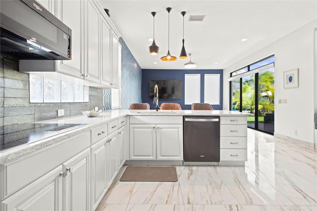 3061 SW 189th Ter, Miramar, FL 33029