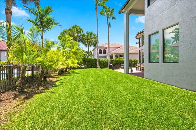 3061 SW 189th Ter, Miramar, FL 33029