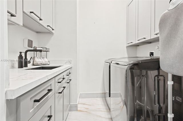 3061 SW 189th Ter, Miramar, FL 33029