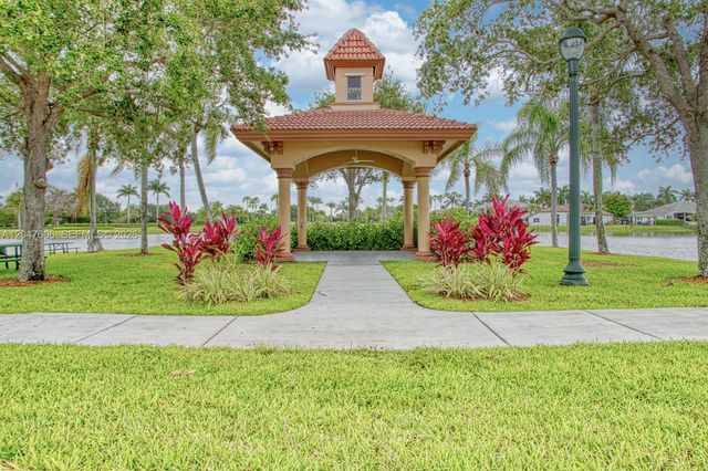 3061 SW 189th Ter, Miramar, FL 33029