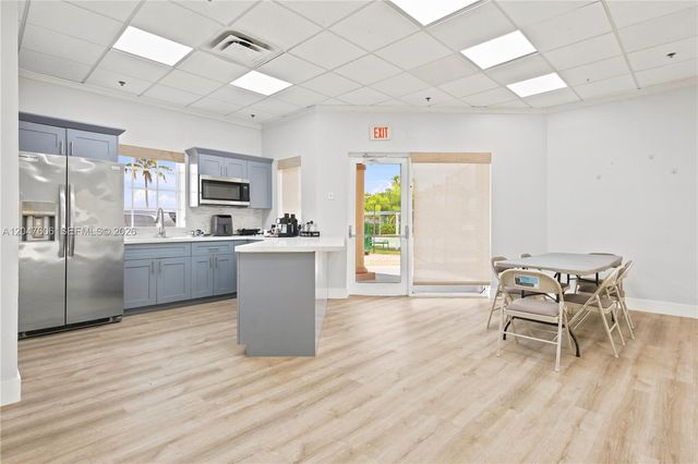 3061 SW 189th Ter, Miramar, FL 33029