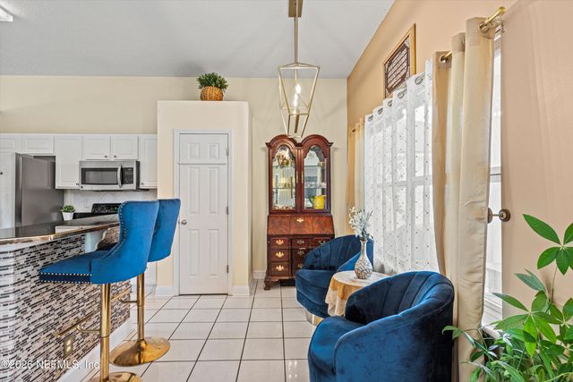 1754 TALL TREE Drive E, Jacksonville, FL 32246