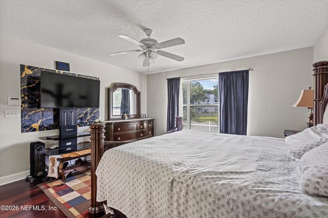 1754 TALL TREE Drive E, Jacksonville, FL 32246