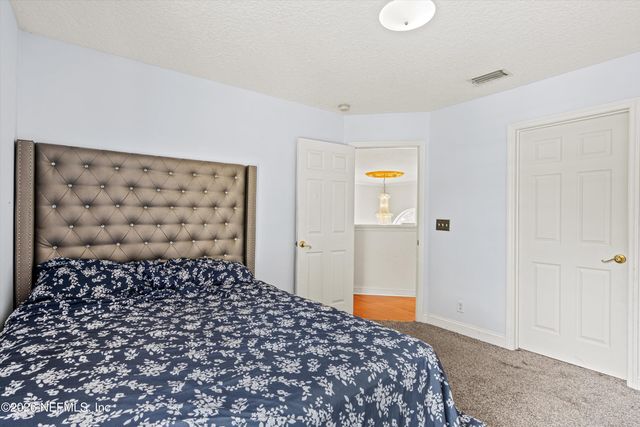 1754 TALL TREE Drive E, Jacksonville, FL 32246