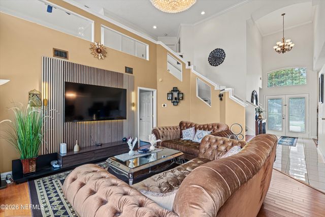 1754 TALL TREE Drive E, Jacksonville, FL 32246