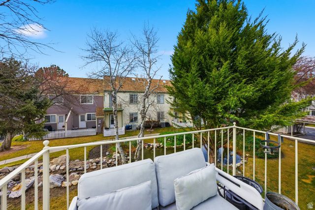 1406 W BEACON HILL DR, Taylorsville, UT 84123