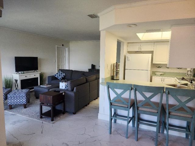 1003 S BAYSHORE BOULEVARD 202, Safety Harbor, FL 34695