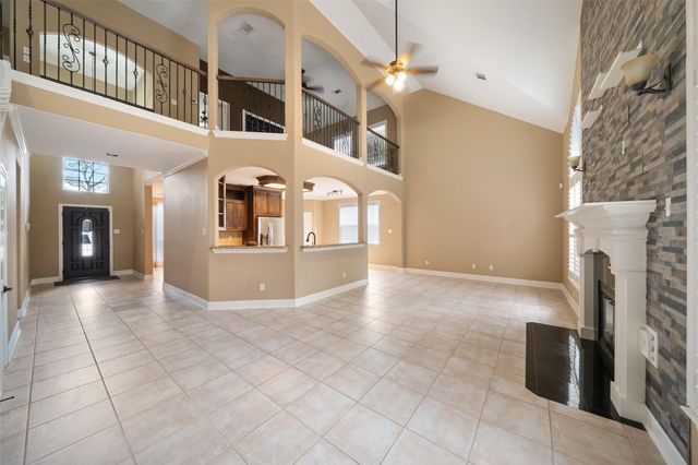 2438 Ripplewood Drive, Conroe, TX 77384