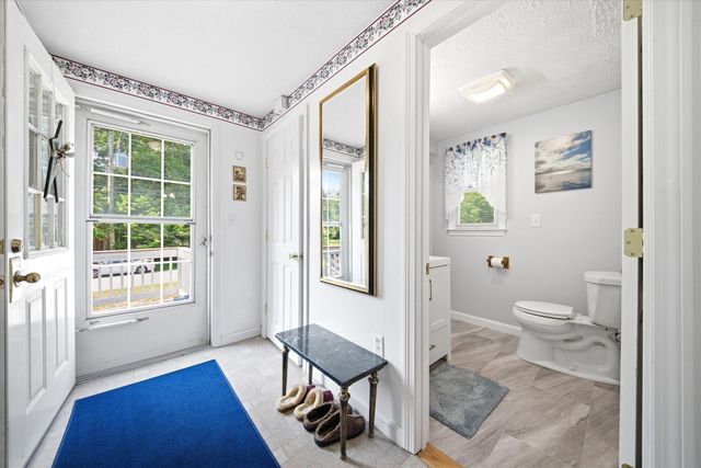 54 Emerald Drive, Hillsborough, NH 03244