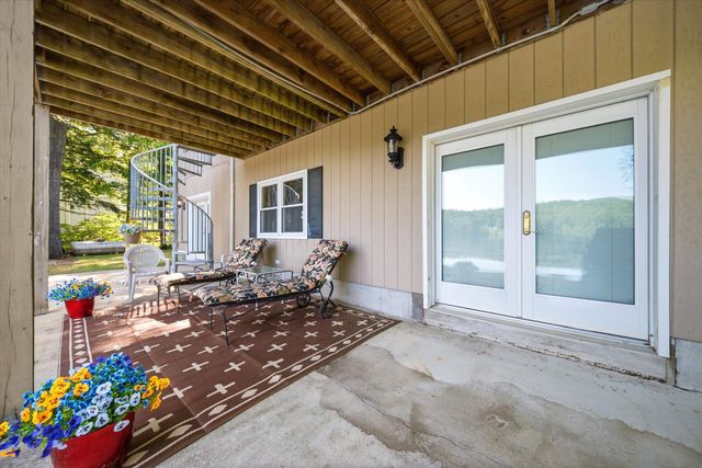 54 Emerald Drive, Hillsborough, NH 03244
