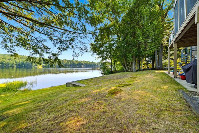 54 Emerald Drive, Hillsborough, NH 03244