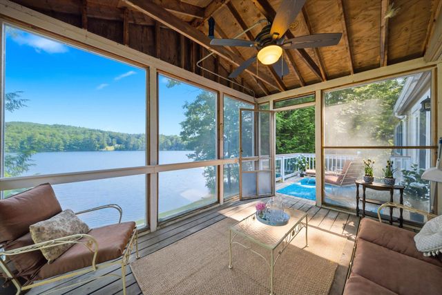 54 Emerald Drive, Hillsborough, NH 03244