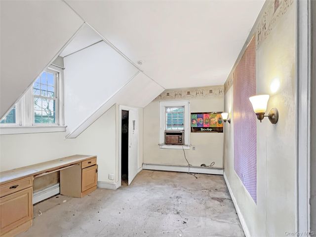 118 Shelter Rock Road, Roslyn, NY 11576