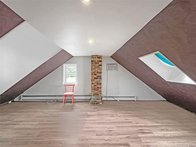 118 Shelter Rock Road, Roslyn, NY 11576