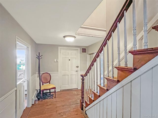 118 Shelter Rock Road, Roslyn, NY 11576