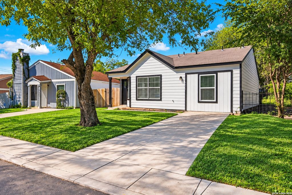 4005 COLONIAL SUN DR, San Antonio, TX 78244