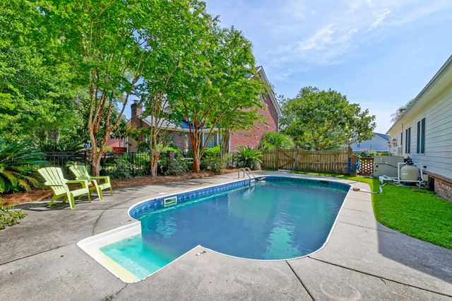 1211 Eagle Landing Boulevard, Hanahan, SC 29410