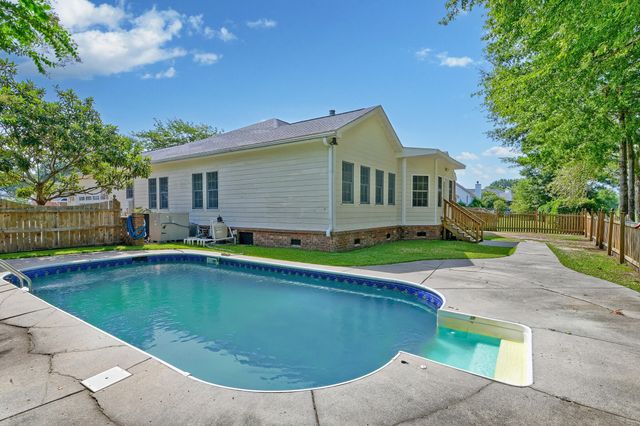 1211 Eagle Landing Boulevard, Hanahan, SC 29410