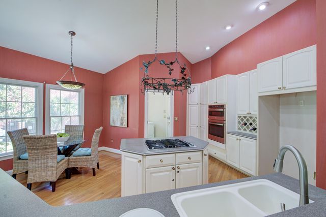 1211 Eagle Landing Boulevard, Hanahan, SC 29410