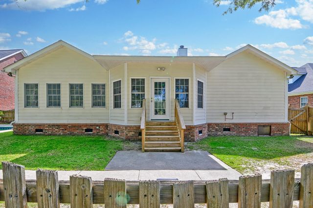 1211 Eagle Landing Boulevard, Hanahan, SC 29410